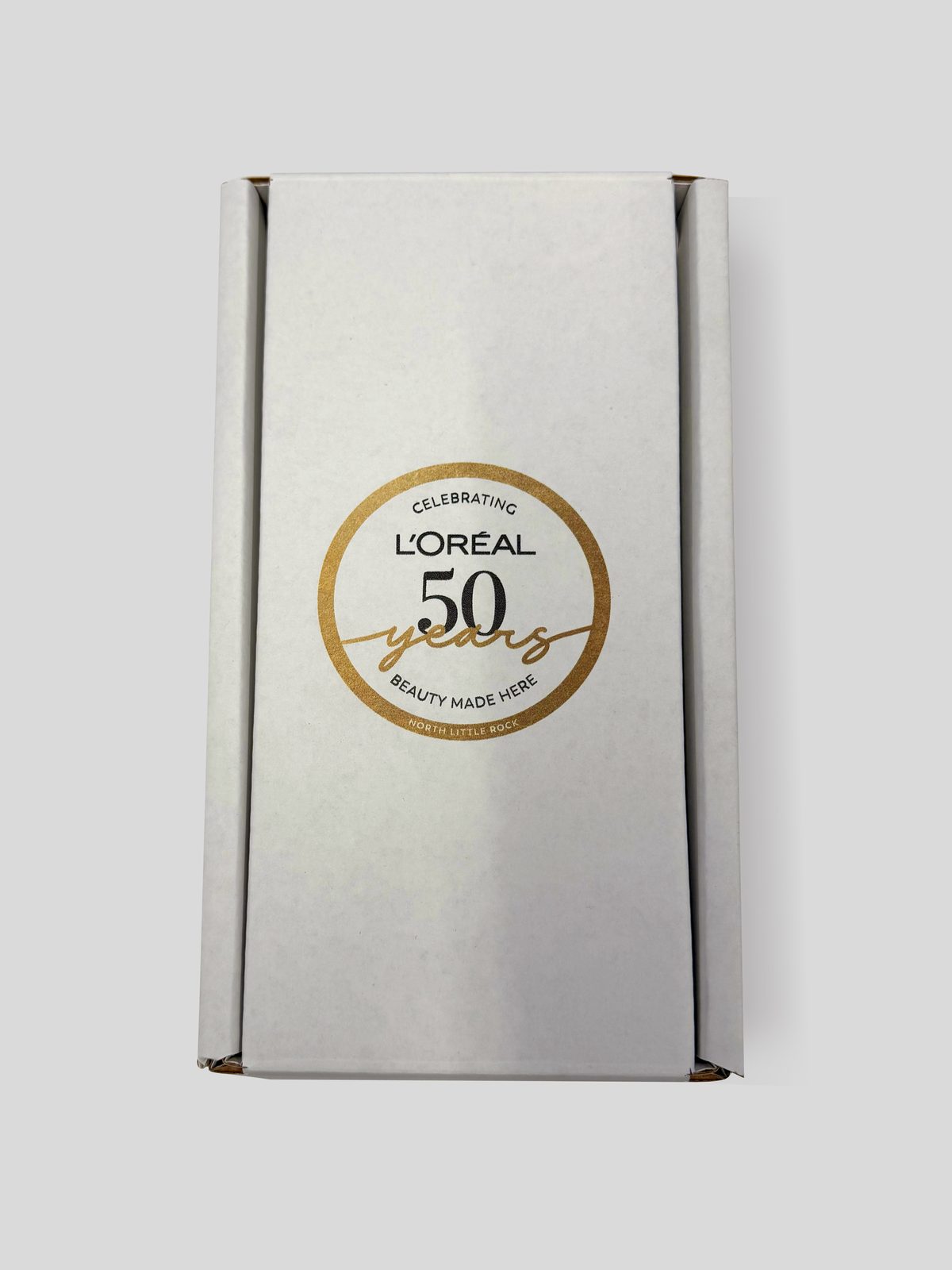 L'Oréal 50 Years printed shipping box produced by VSL Packaging